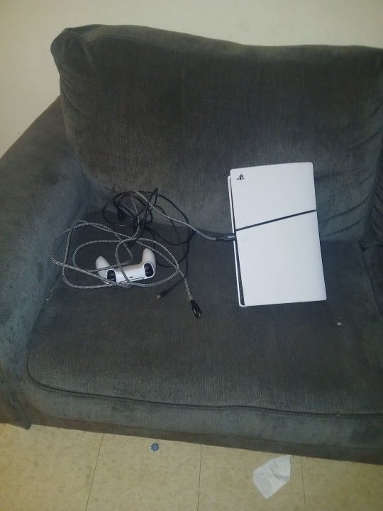 Ps5 With Controller And Wires 