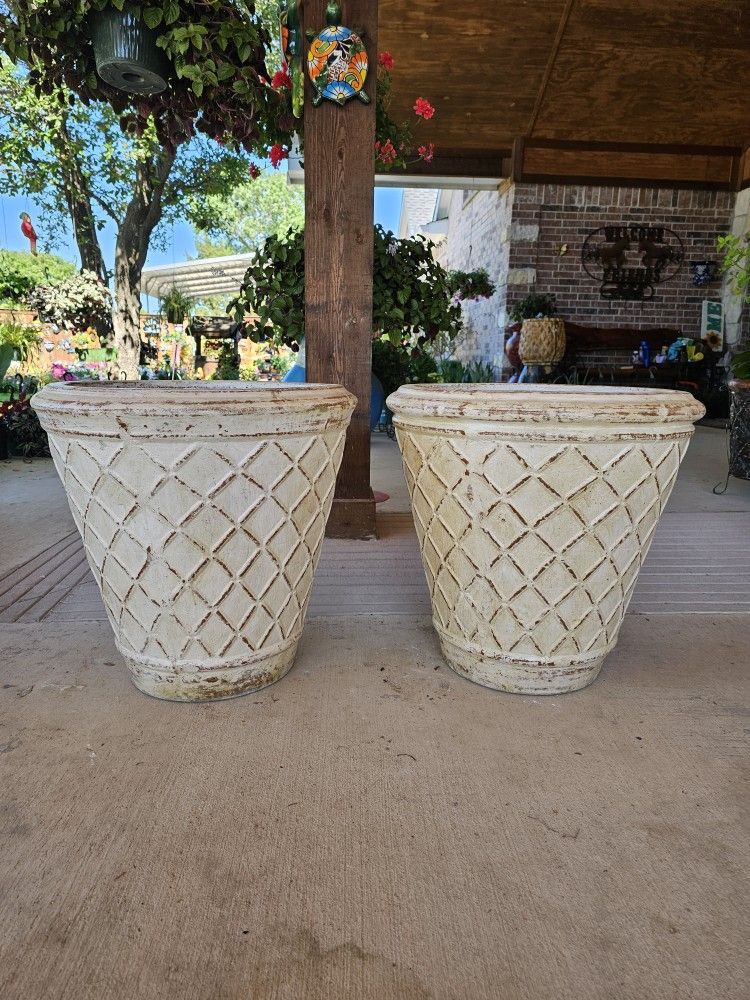 White Diamond Clay Pots . (Planters) Plants, Pottery, Talavera $80 cada una.