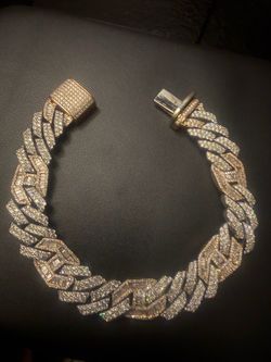 Diamond bracelet