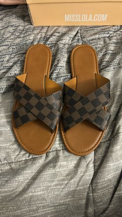 Women’s Slide Sandals Size 9