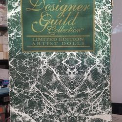 VINTAGE *RARE* DESIGNER GUILD COLLECTION PORCELAIN DOLL *CHRISTEL* BY SUSAN STONE AIKEN NIB