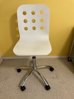Pneumatic Desk Chair