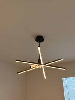 Chandelier Room Light Great Condition