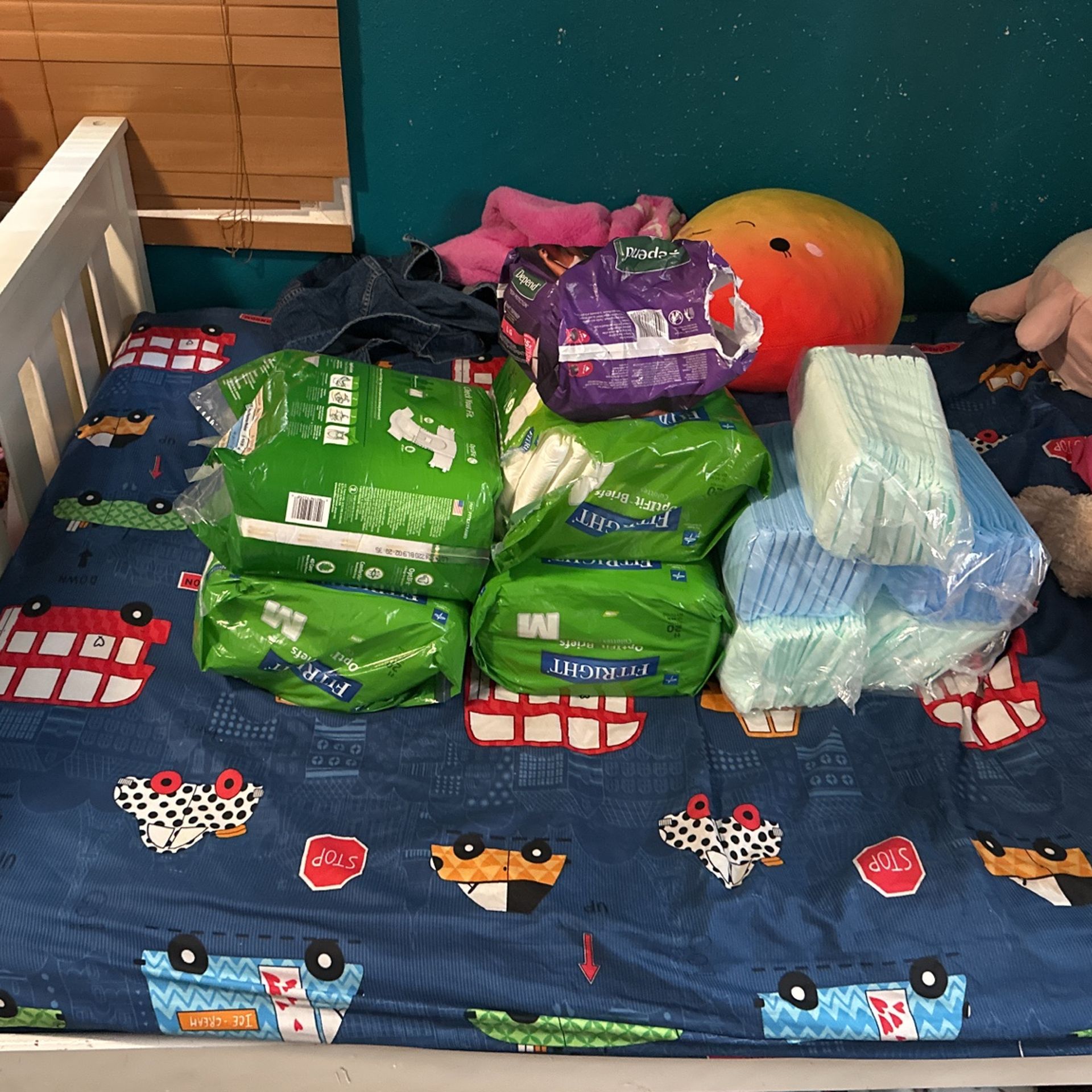 It Right Diapers 2 Packs Never Open. The Rest Opended And Pads Never Used 