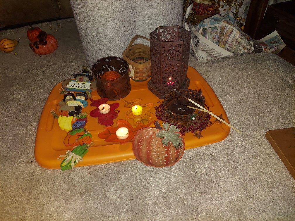 Thanksgiving decor