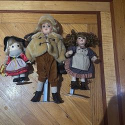 Vintage Porcelain Dolls- Bundle 