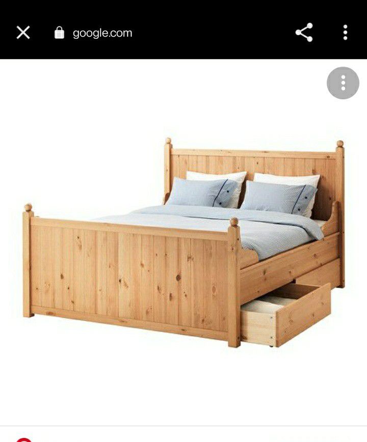 Queen Bed With Storage