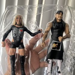 Wwe Liv Morgan and Dominik Mysterio action figures