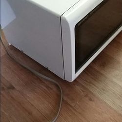 Sharp Carousel Microwave Oven – Works Great!