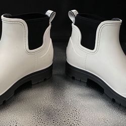Women’s UGG Rain boots, Brand New
