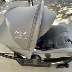 Nuna Pottery barn Infant Car seat With Base
