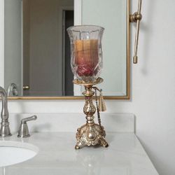 Candle Holder With Scented Candle 