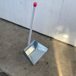Dust Pan 