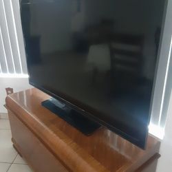 TV 46in