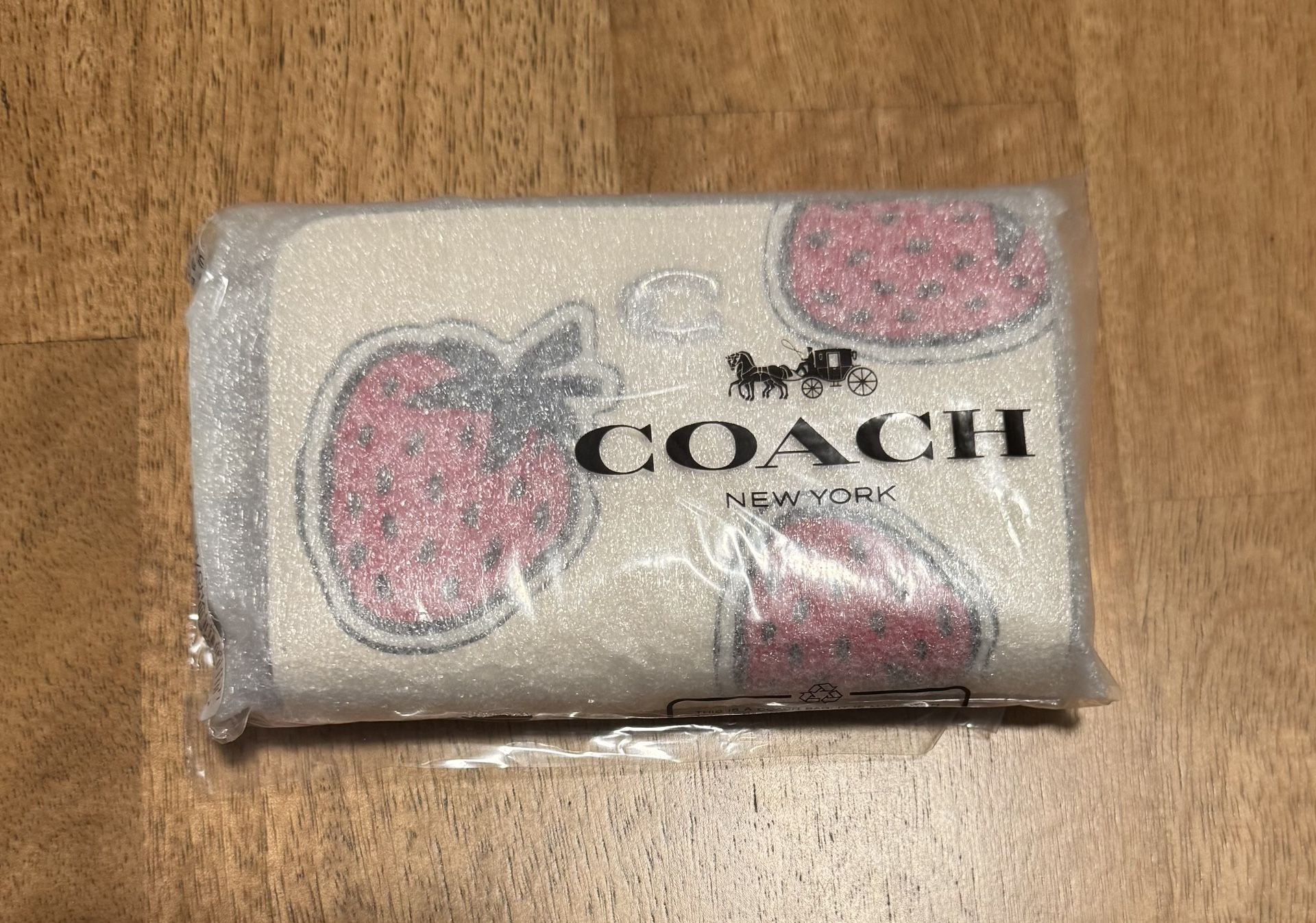 Coach Zipper Wallet Strawberry Print