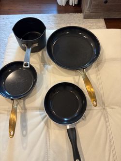4 Nonstick cooking pans
