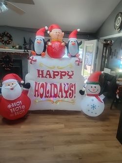 Happy Holiday penguins