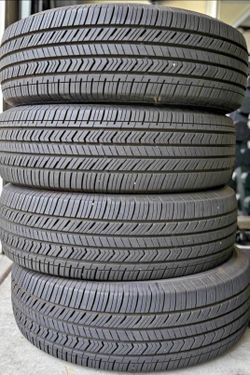 🎃 265 60 20 Yokohama tires Con 80% de Vida Las 4