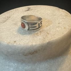 Ring Mitchell Sockyma