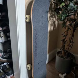 Zero Skateboard 8.25