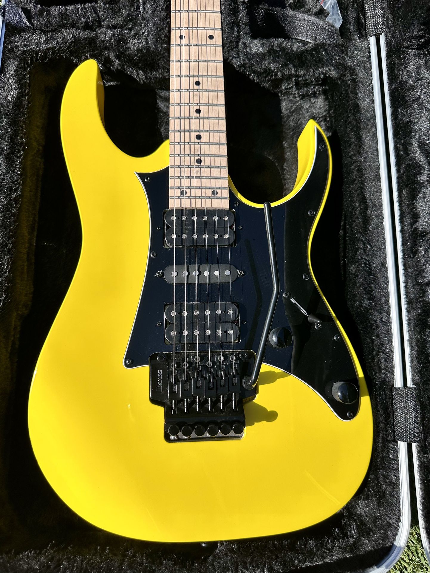 Ibanez RG450 Series Guitar With Hardcase