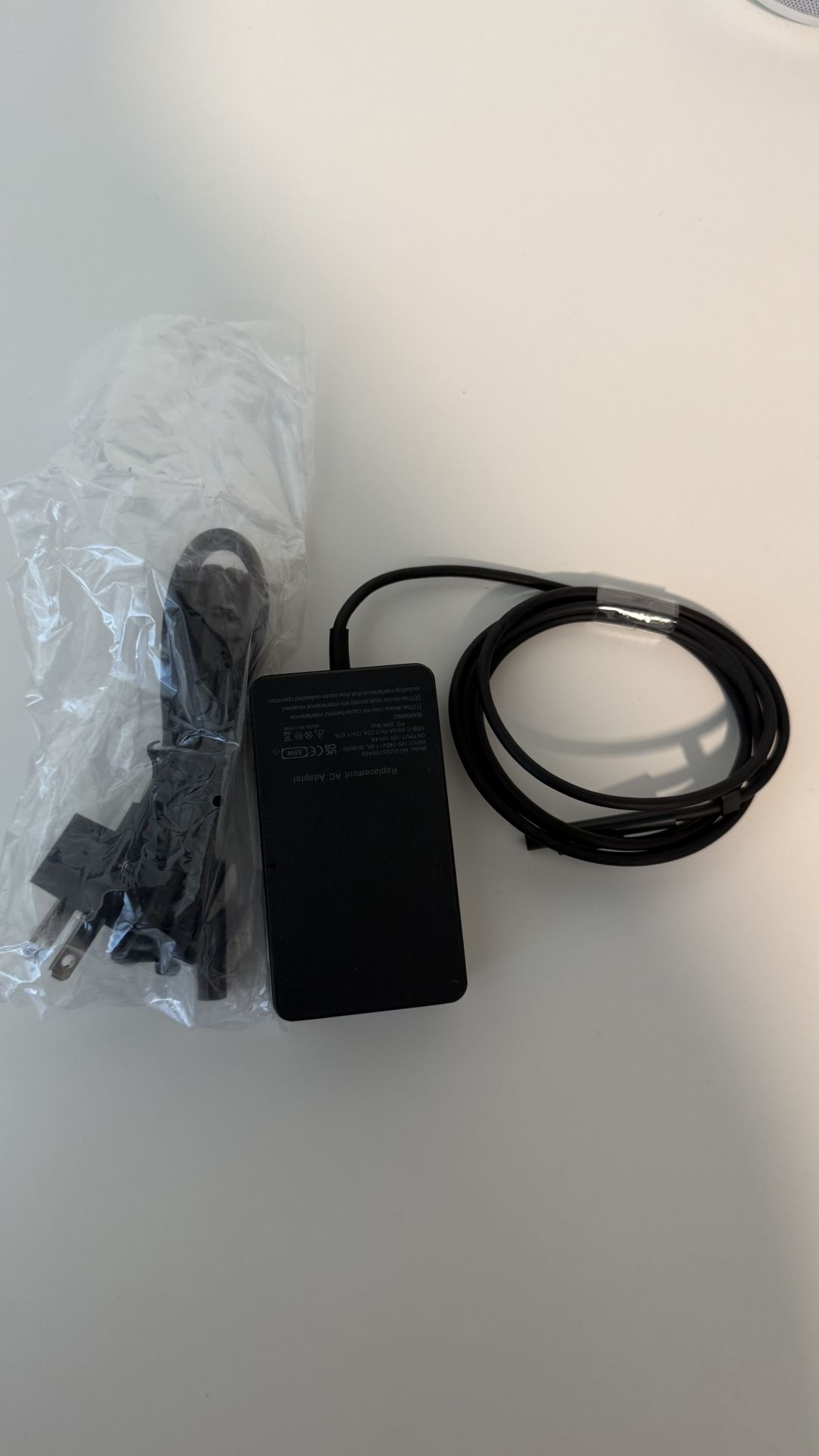 OEM Microsoft Surface Pro 3 & 4 Power Supply USB model 1625 w/Power Cord