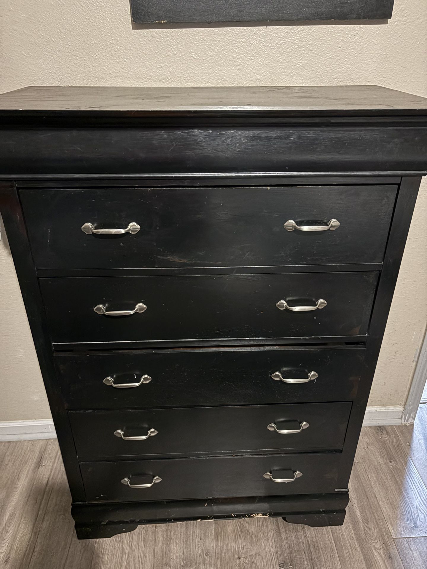 Dresser
