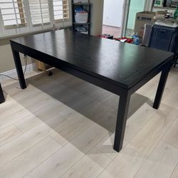 Wooden Mahogany 72” Large Dining Table Very Good Condition