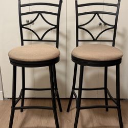 Cheyenne Home Furnishings Swivel Bar Stools