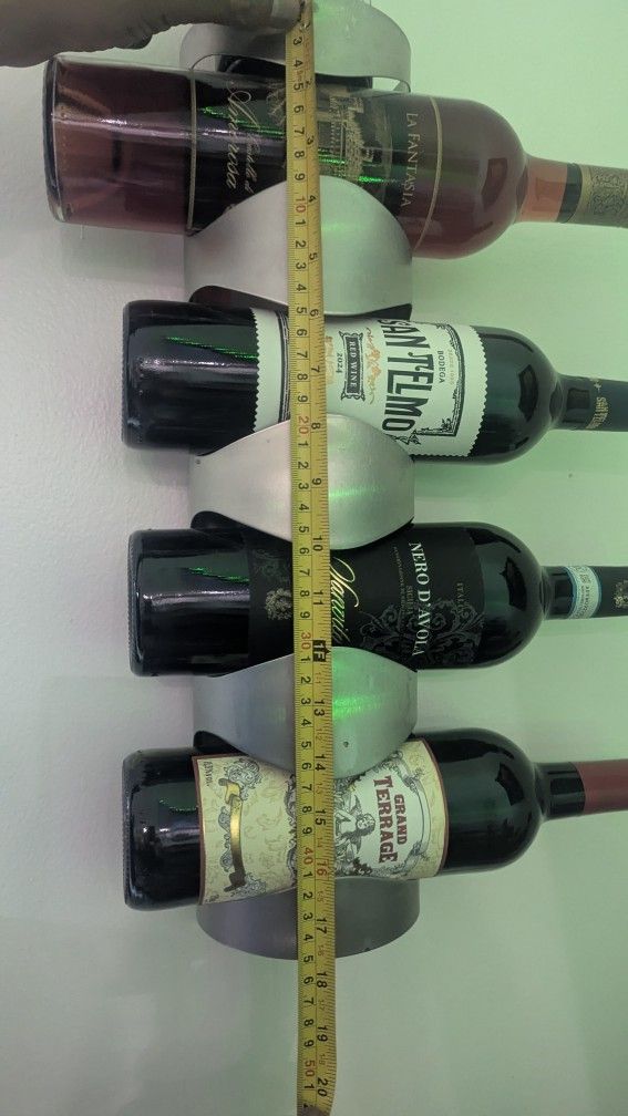 See 10 Pictures Rack Wine. Ver 10 Fotos Vinera De Pared