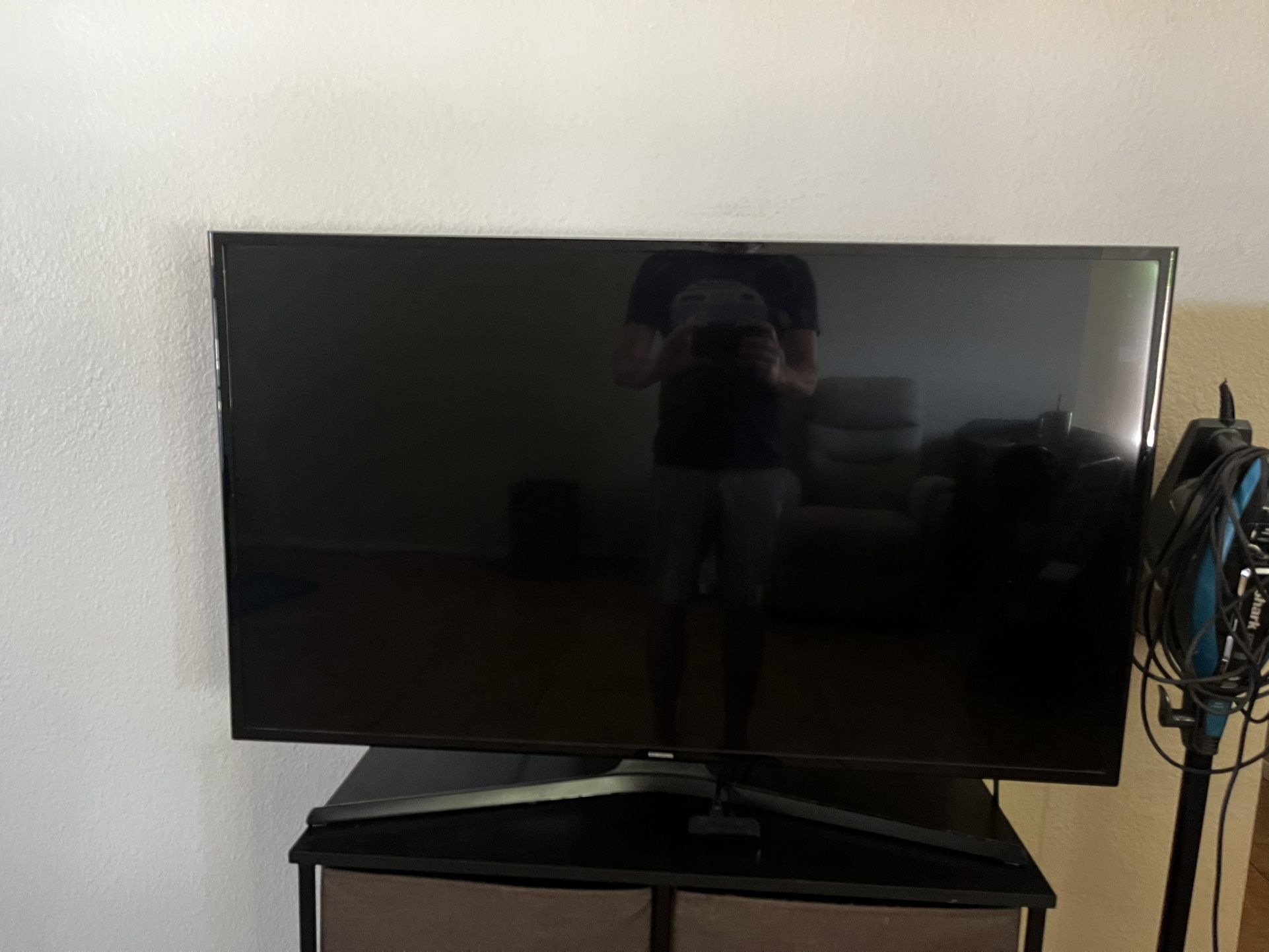 Samsung 40” TV