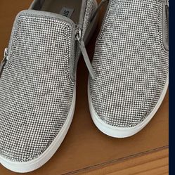 They Are Very Good Rhinestone Shoes For Women’st In Size 6 1/2 Made By Steve Madden They Are Brand New 