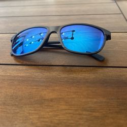 Maui Jim Dragon’s Teeth Blue Polarized Sunglasses