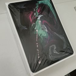 Very Good Condition iPad Pro 11 2018 Wi-Fi and Cellular Unlocked Space Gray