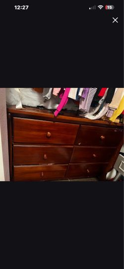 Dresser