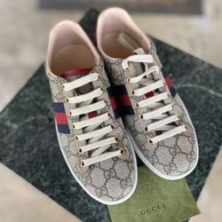 Gucci Women Shoes