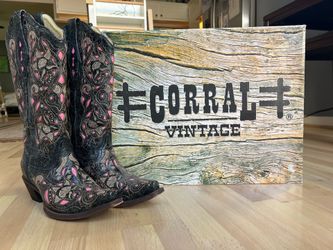 Corral Vintage Cowboy Boots- Women’s 7M