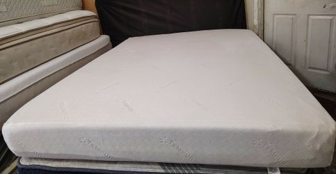 Full Size Mattress (Colchón Full Size)