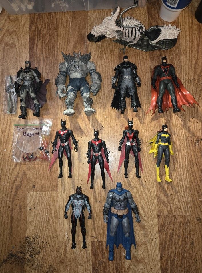 DC Multiverse Batman Figures 