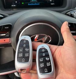 Hyundai key fob car key