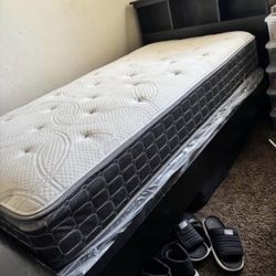 Twin xl Bed