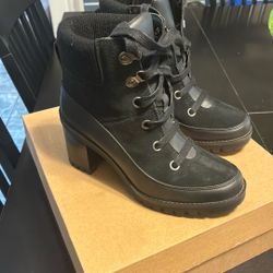 UGG Boots Size 6