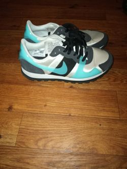 Nike Shoes For Women 