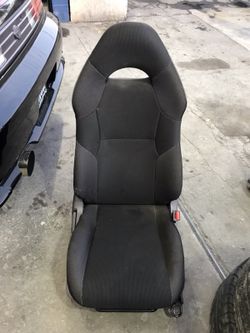 2001 Toyota celica passenger seat fits most cars