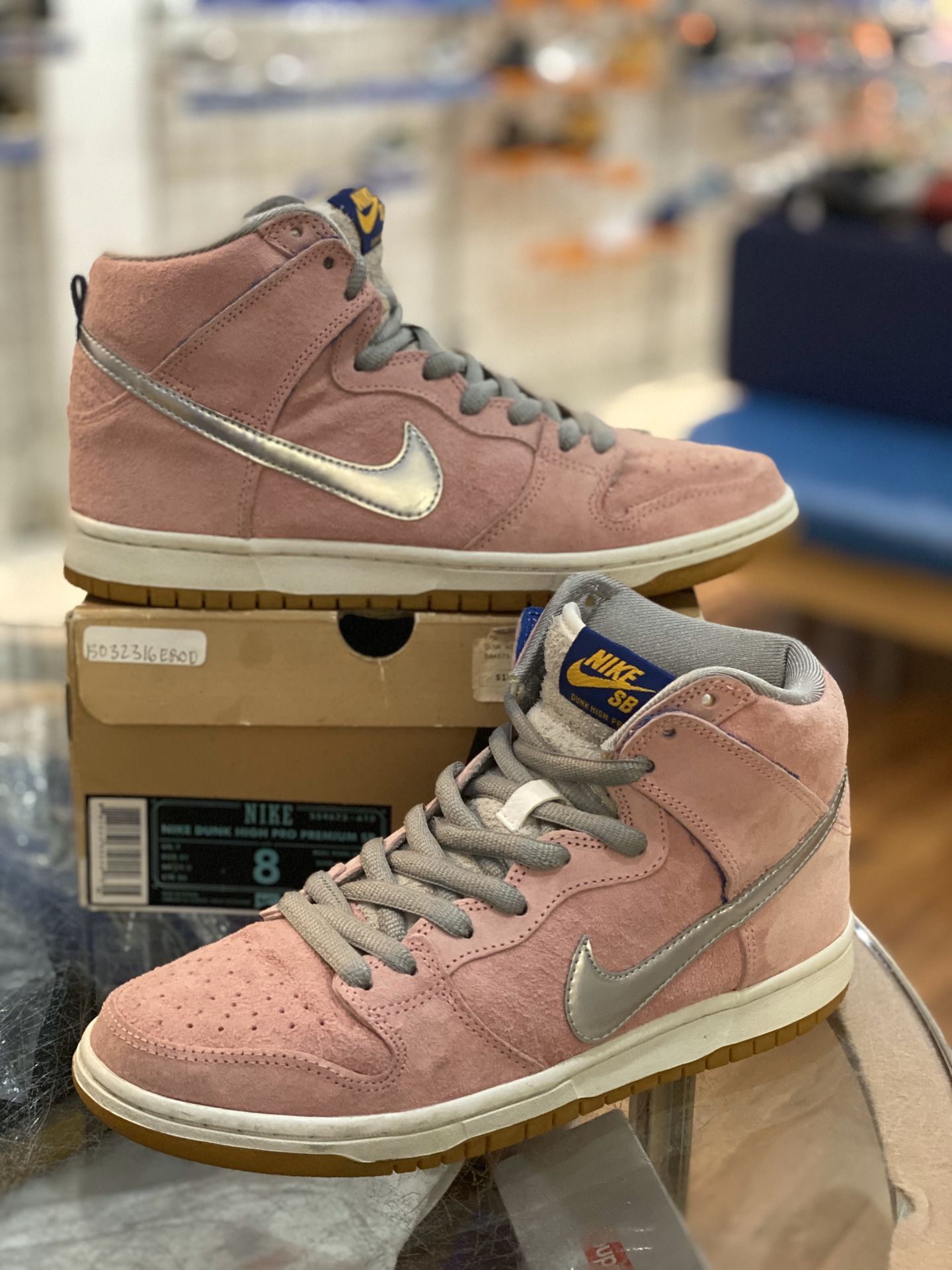 When Pigs fly Nike Sb dunk high Concepts size 8