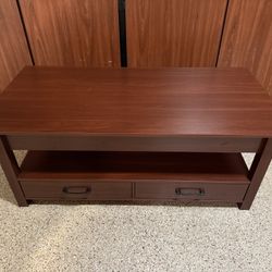 BRAND NEW! Newly Assembled- Coffee Table, 47.2” Lift Top Coffee Table.  