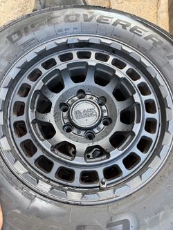 Perfect condition Black Rhino wheels