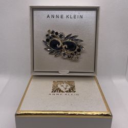 Anne Klein Pin 