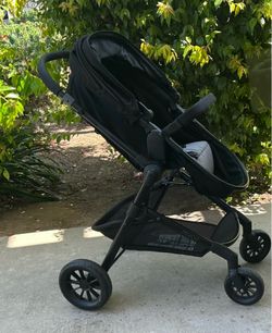 Evenflo pivot stroller