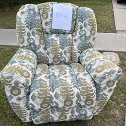 Lazy Boy Swivel Rocker Recliner